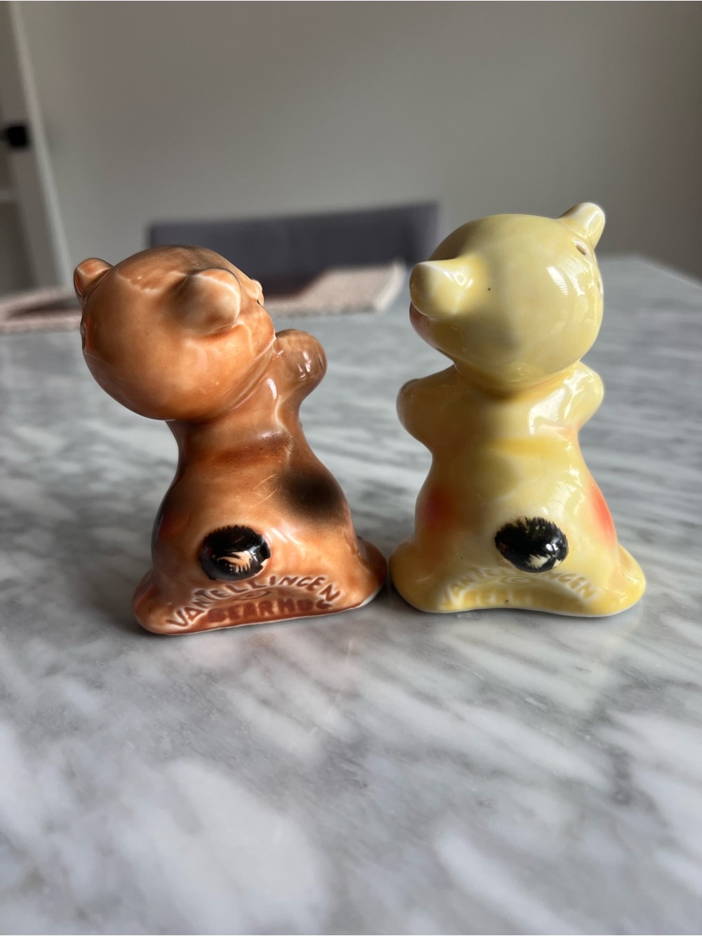 Vintage Van Tellingen Hugging Bears Shakers - Picture 4 of 7